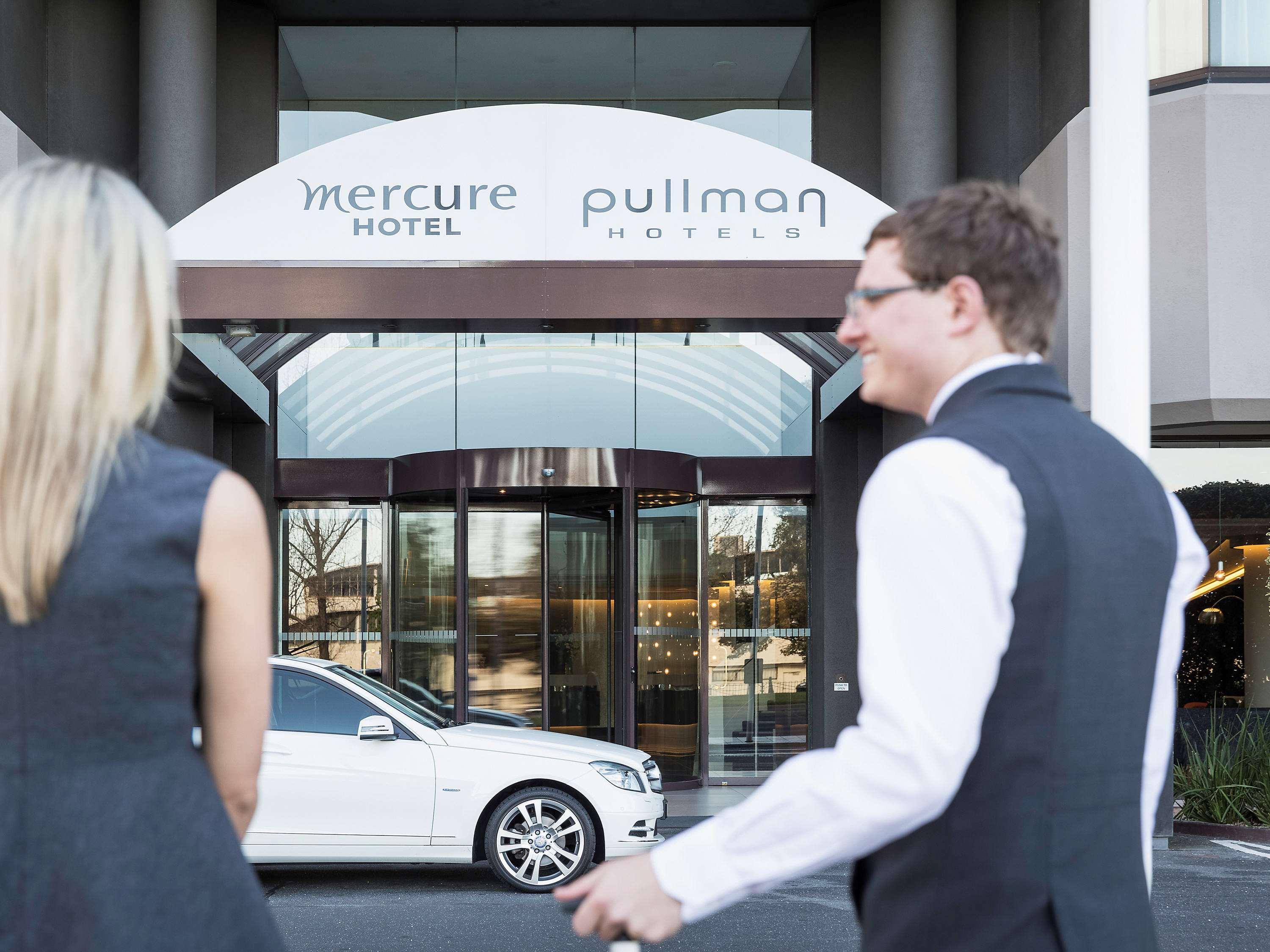 Pullman Melbourne Albert Park Экстерьер фото Mercure Pullman Hotel