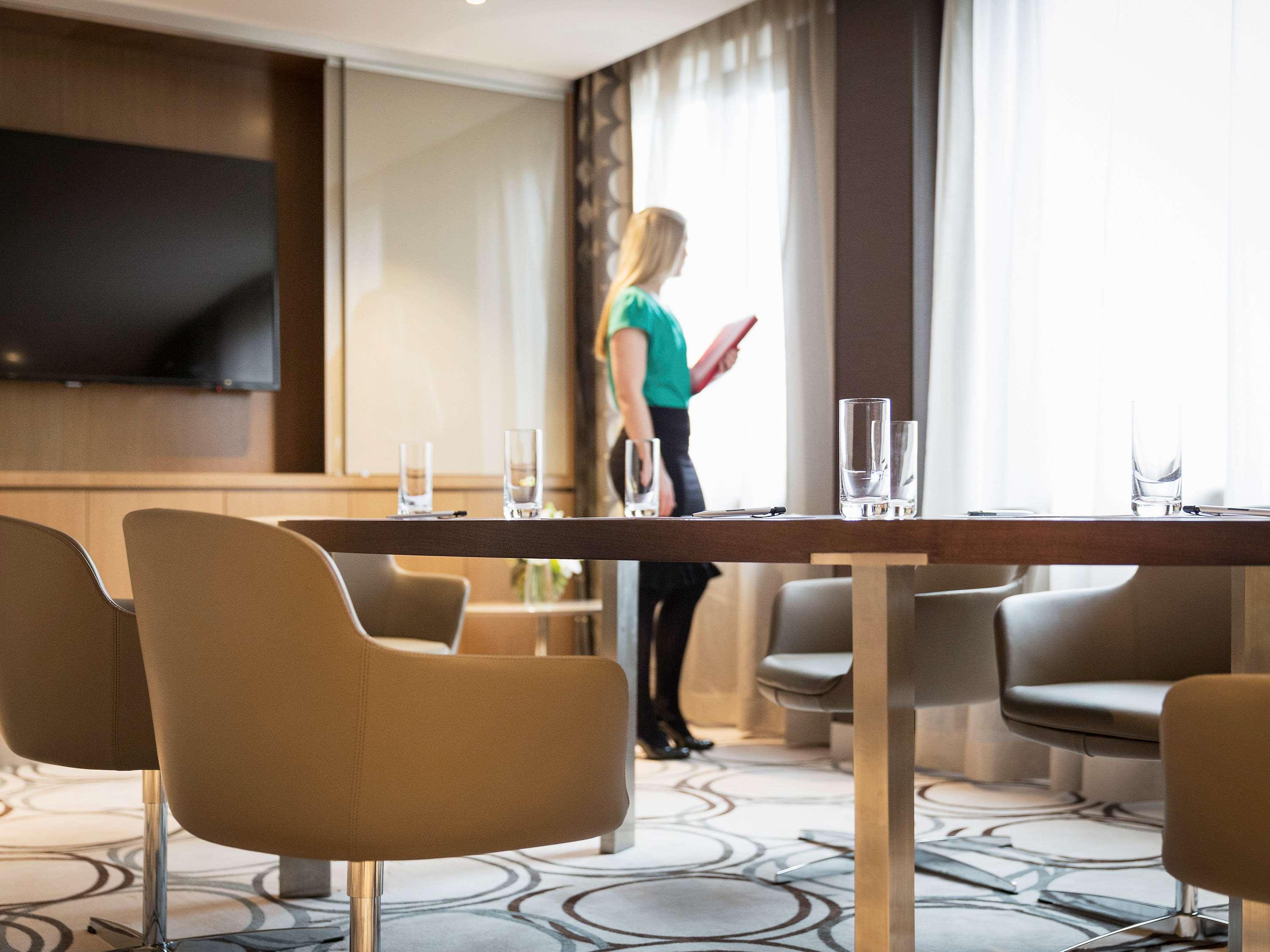 Pullman Melbourne Albert Park Экстерьер фото Meeting room